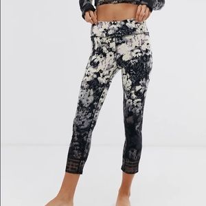 Free People Movement Idrish Floral Cropped Legging